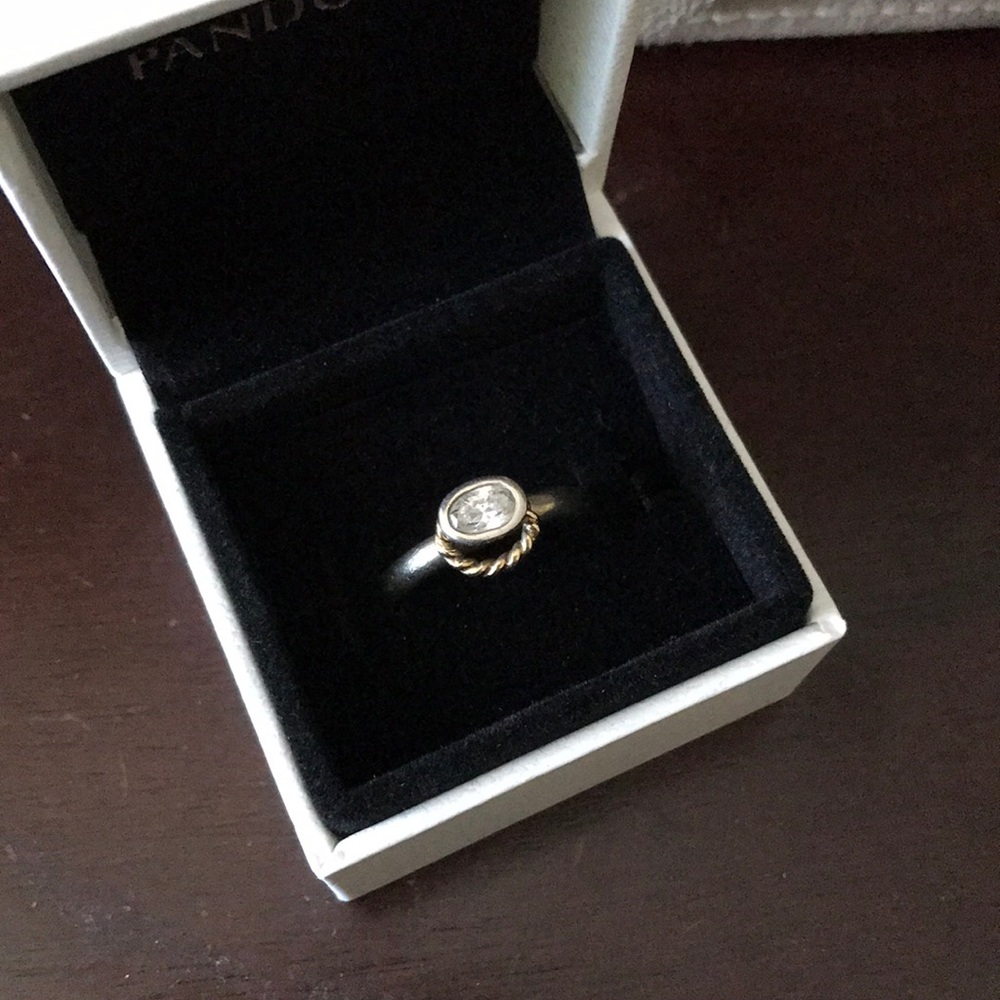 Pandora ring